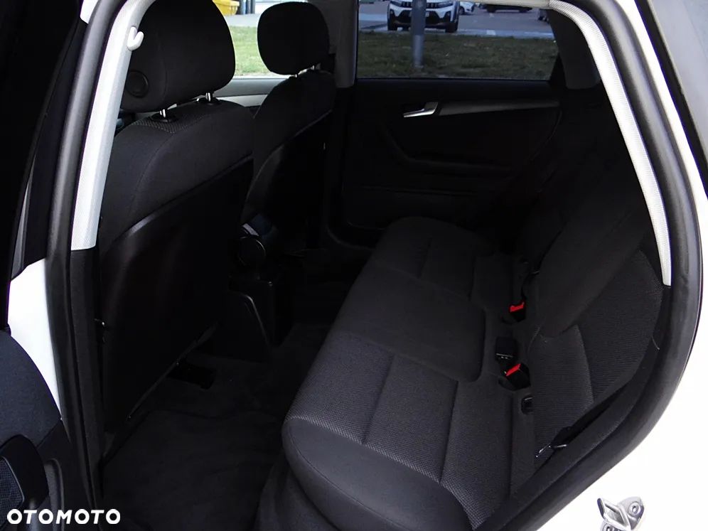 Audi A3 Sportback 1.6 Ambition - 37