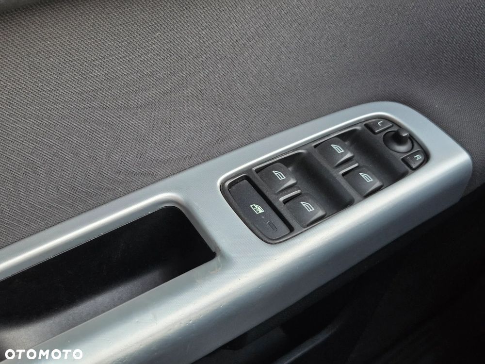 Volvo V50 1.6D DPF DRIVe - 19