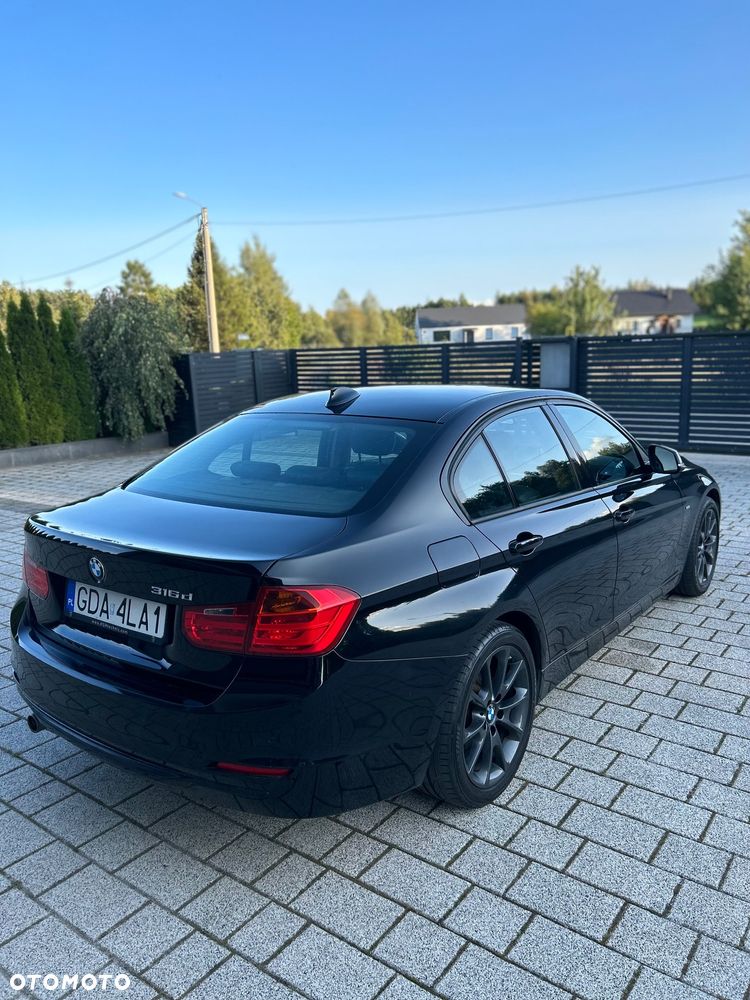 BMW Seria 3 316d - 5
