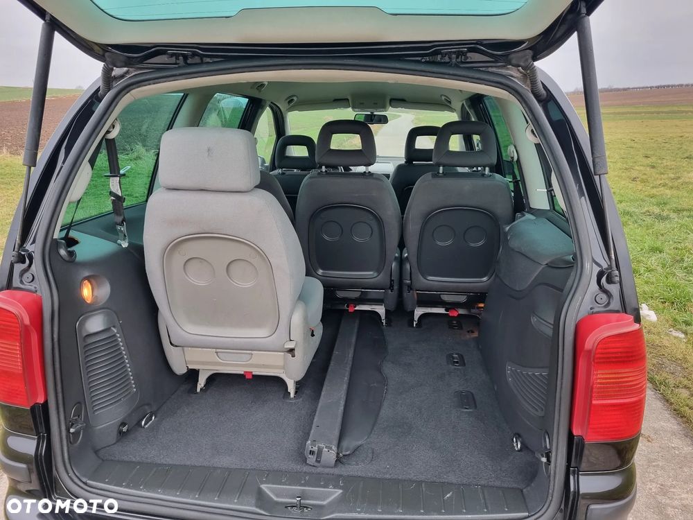 Seat Alhambra 2.0 Reference - 8