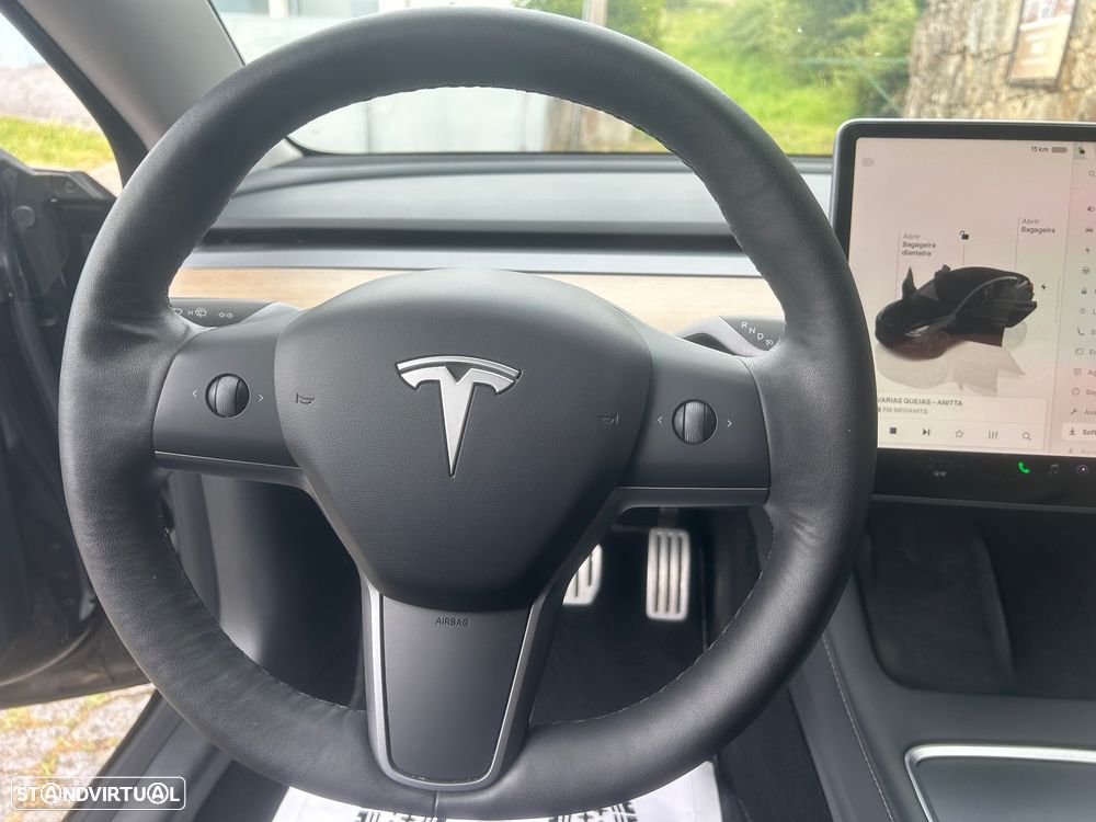 Tesla Model 3 Performance Dual Motor AWD - 24