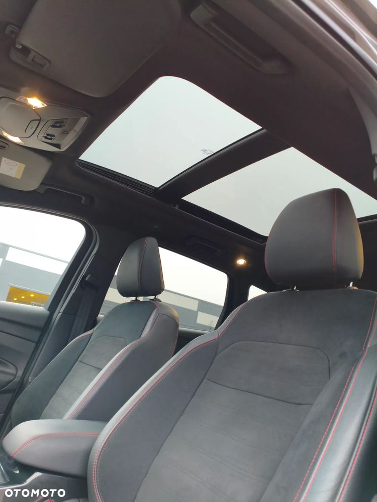 Ford Kuga 1.5 EcoBoost 2x4 ST-Line - 16