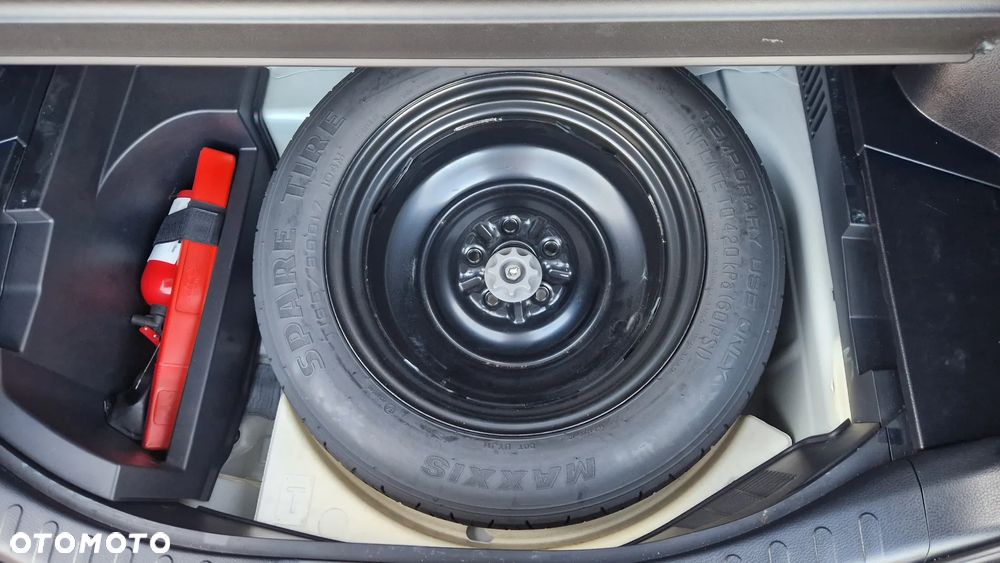 Toyota RAV4 2.0 D-4D Premium - 12