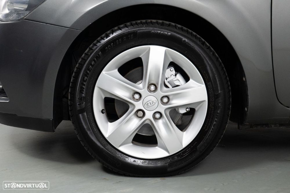 Kia Ceed SW 1.6 CRDi LX ISG - 15