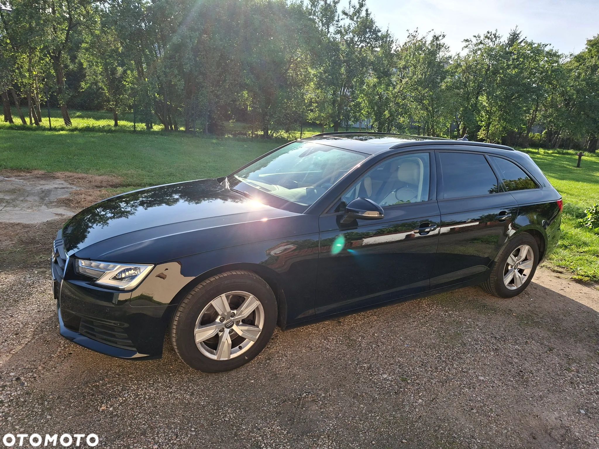 Audi A4 - 1