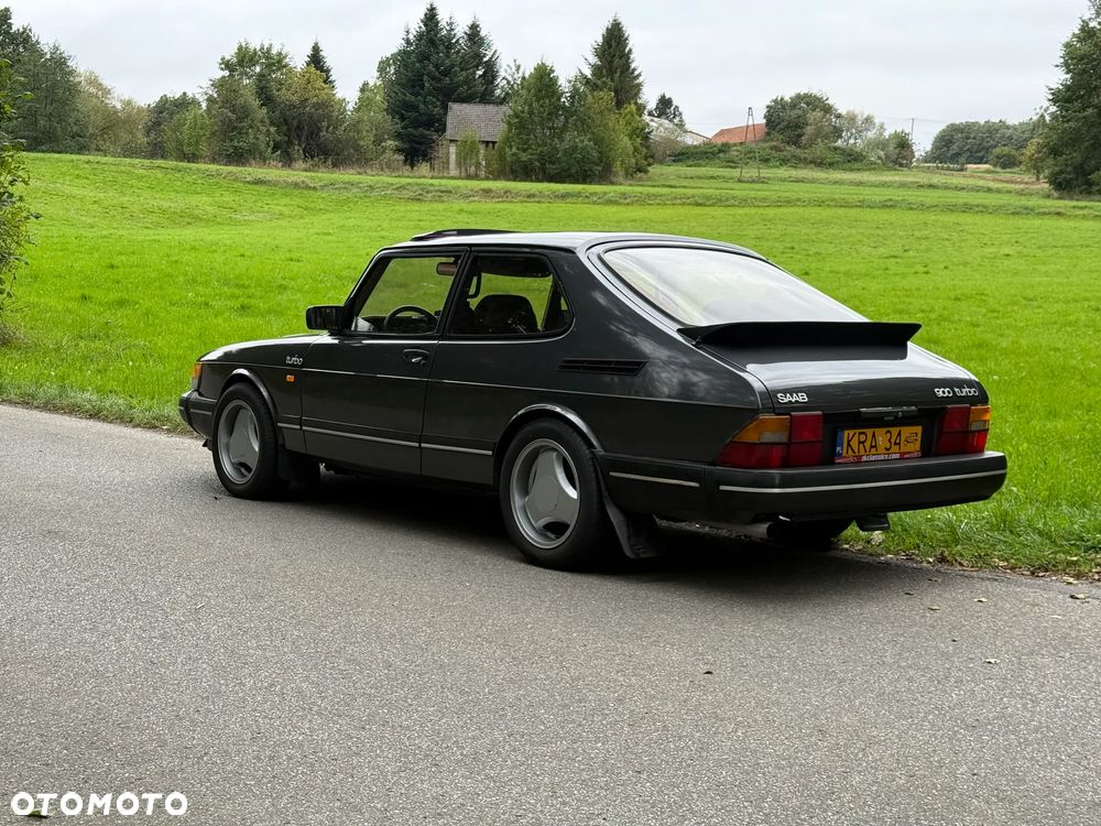 Saab 900 - 6