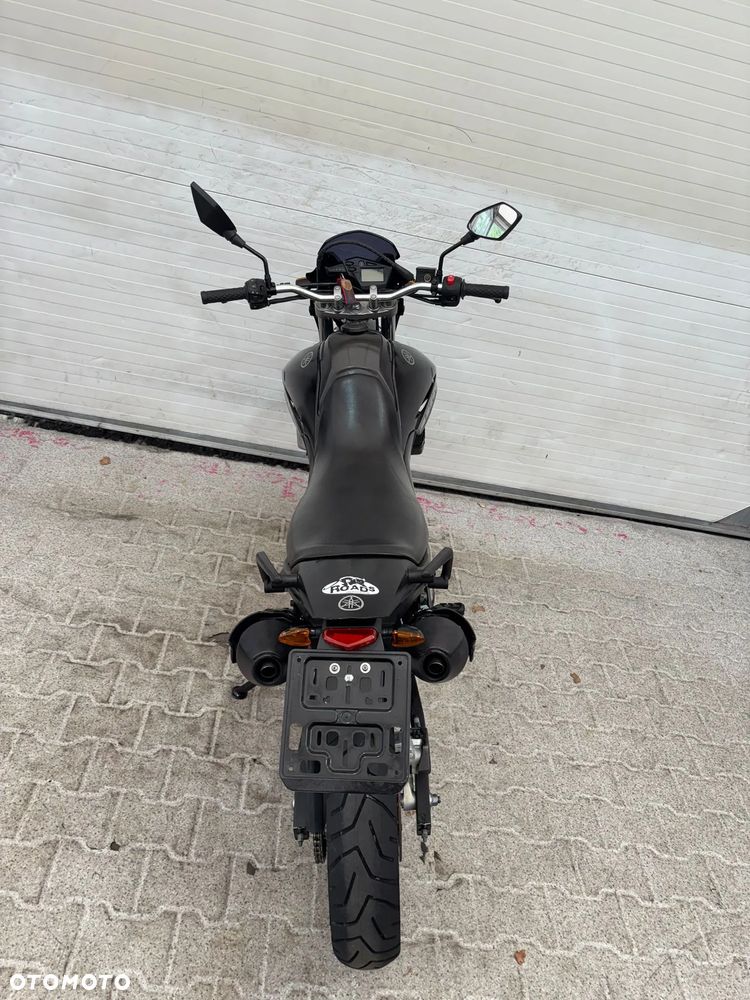 Yamaha XT - 28