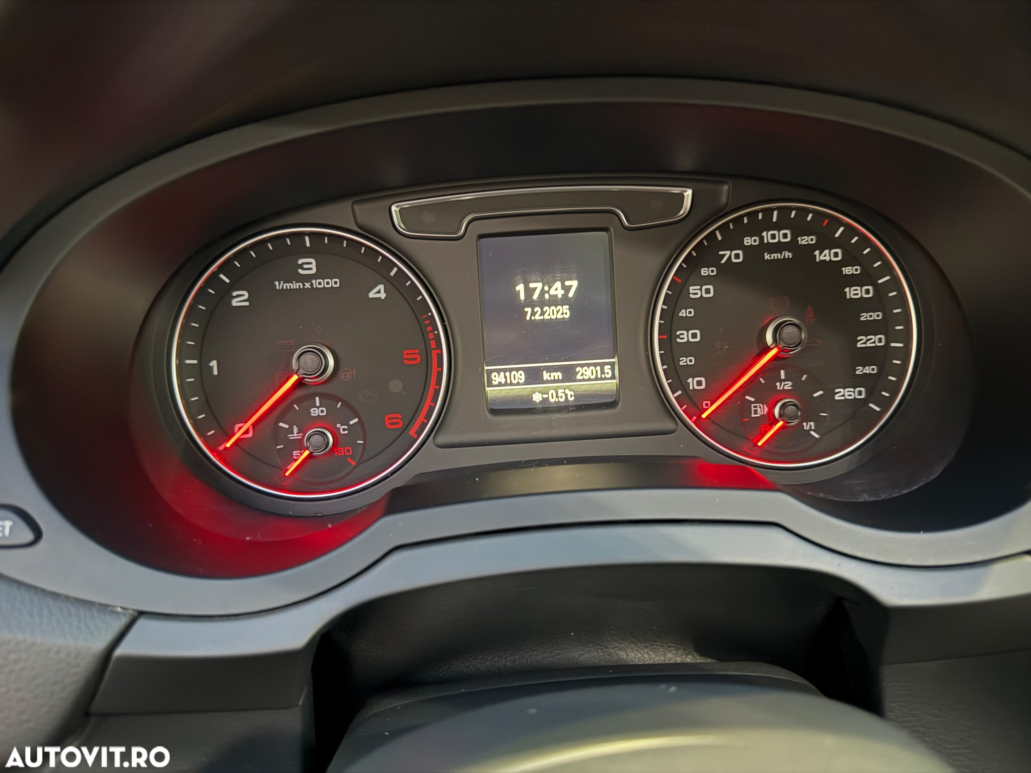 Audi Q3 2.0 TDI Quattro Stronic Design - 5
