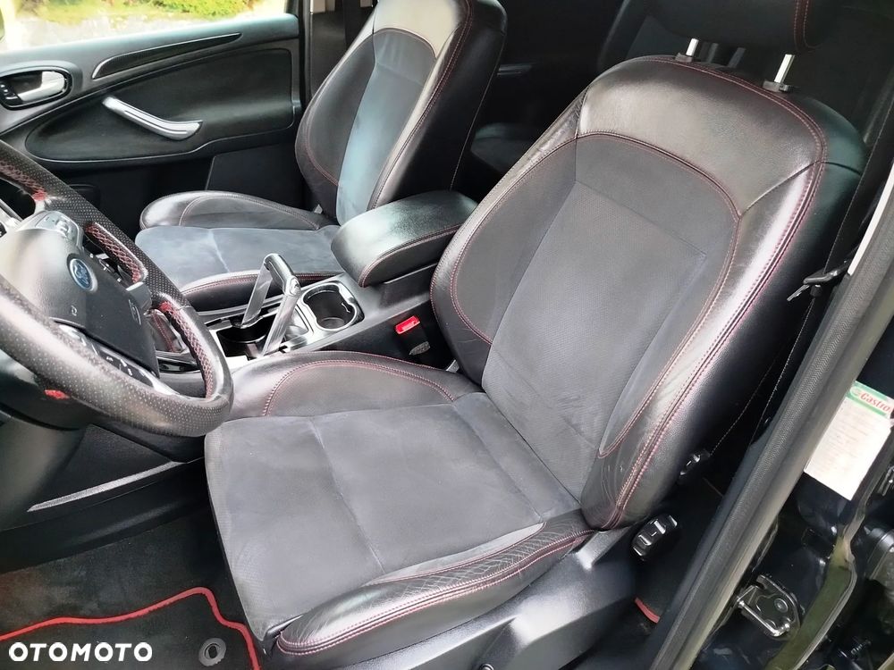 Ford S-Max - 39