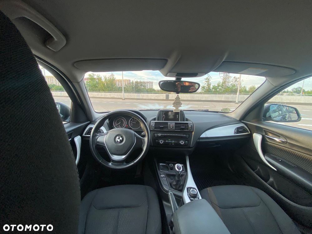 BMW Seria 1 116i - 12
