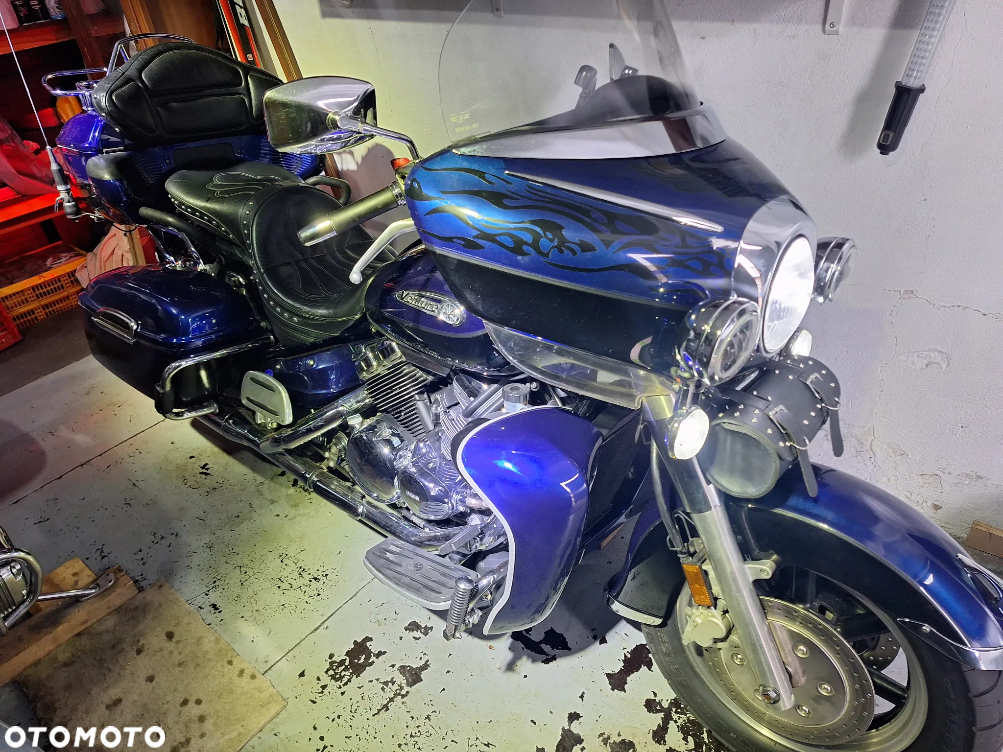 Yamaha Venture - 7