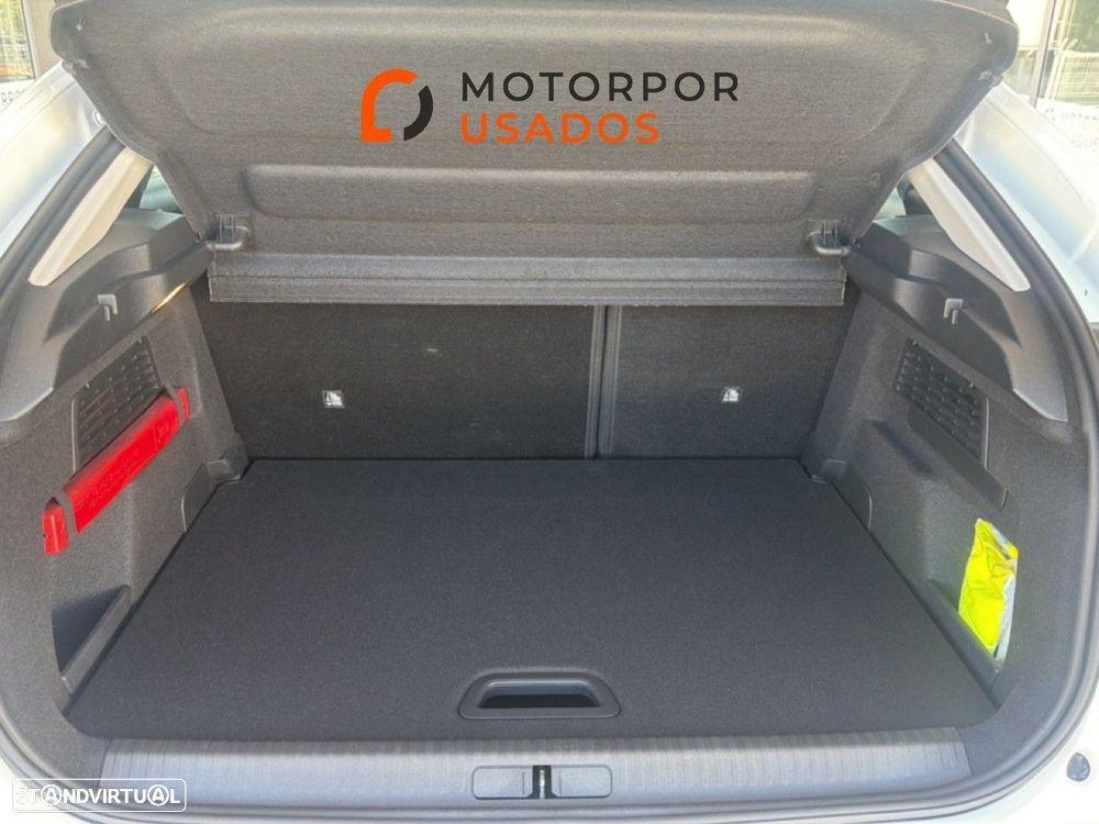 Citroën C4 1.2 PureTech Shine EAT8 - 6