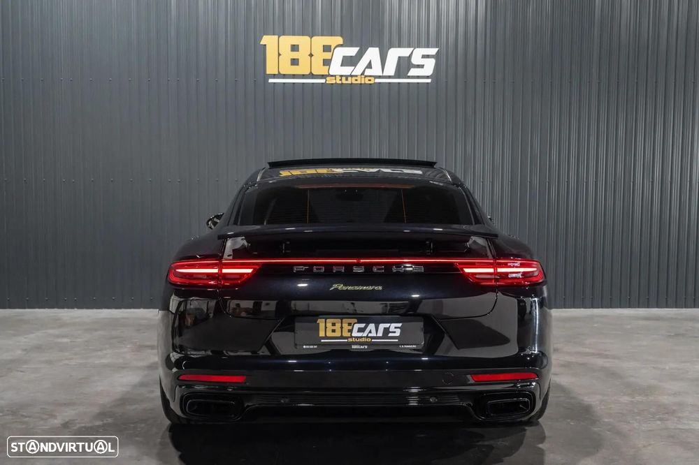 Porsche Panamera - 53