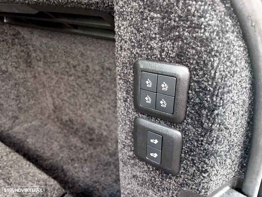 Land Rover Range Rover P400e Plug-in Vogue - 32