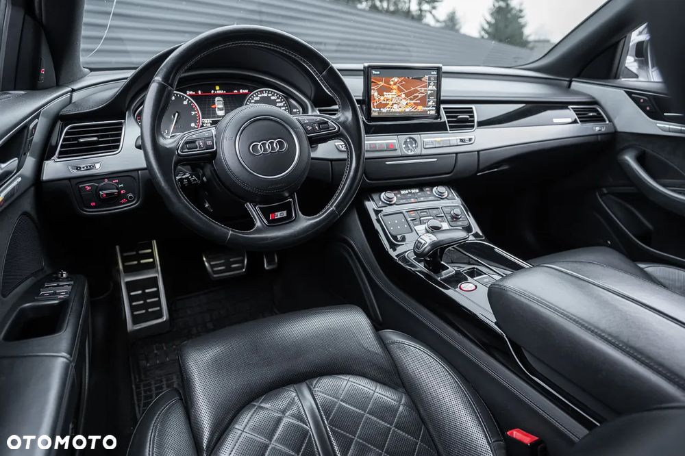 Audi S8 - 19