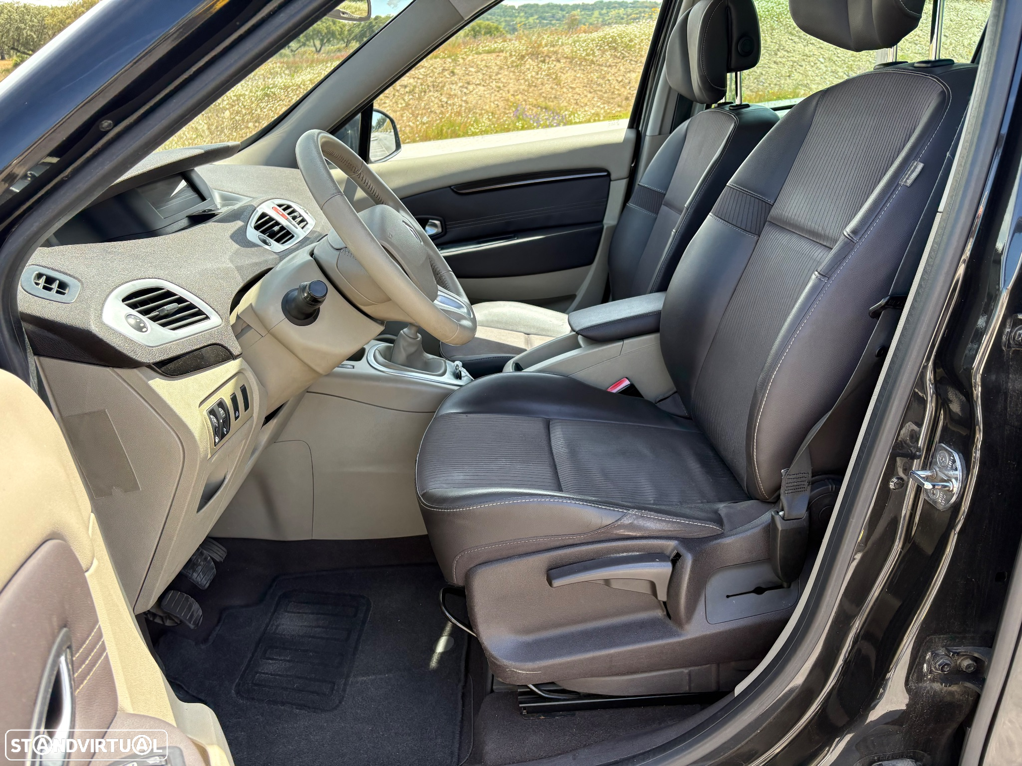 Renault Grand Scénic 1.5 dCi Luxe 7L - 19