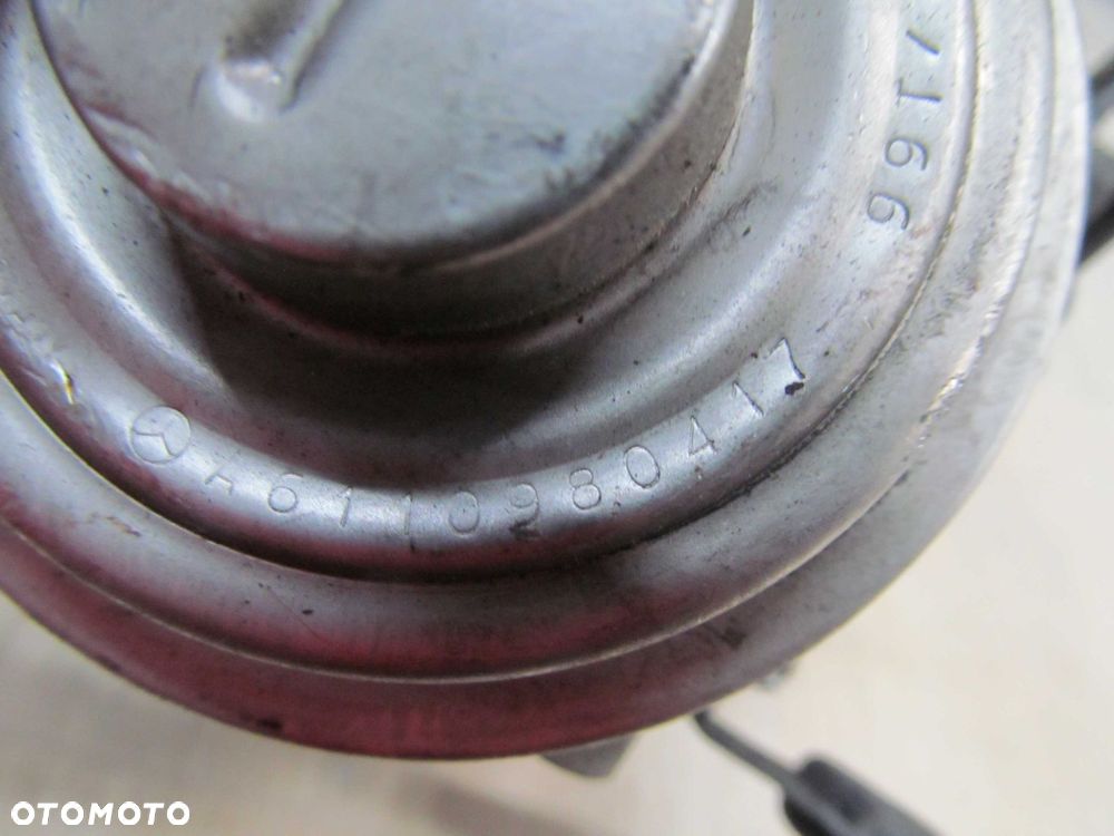 MERCEDES W202 W210 2.2CDI ZAWOR EGR 6110980417 - 8