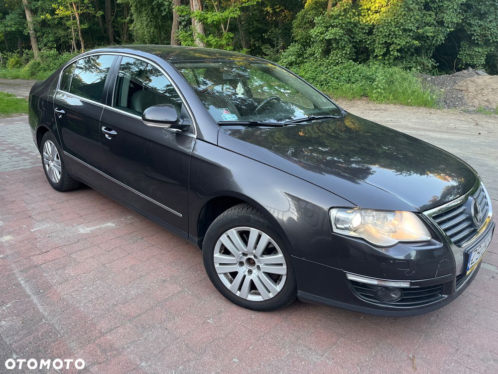 Volkswagen Passat 2.0 TDI DPF Comfortline - 2