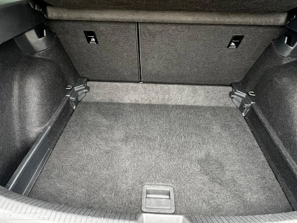 VW Taigo 1.0 TSI Urban - 14