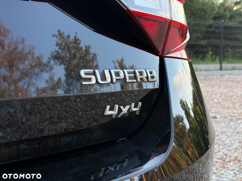 Skoda Superb 2.0 TDI 4x4 L&K DSG - 35