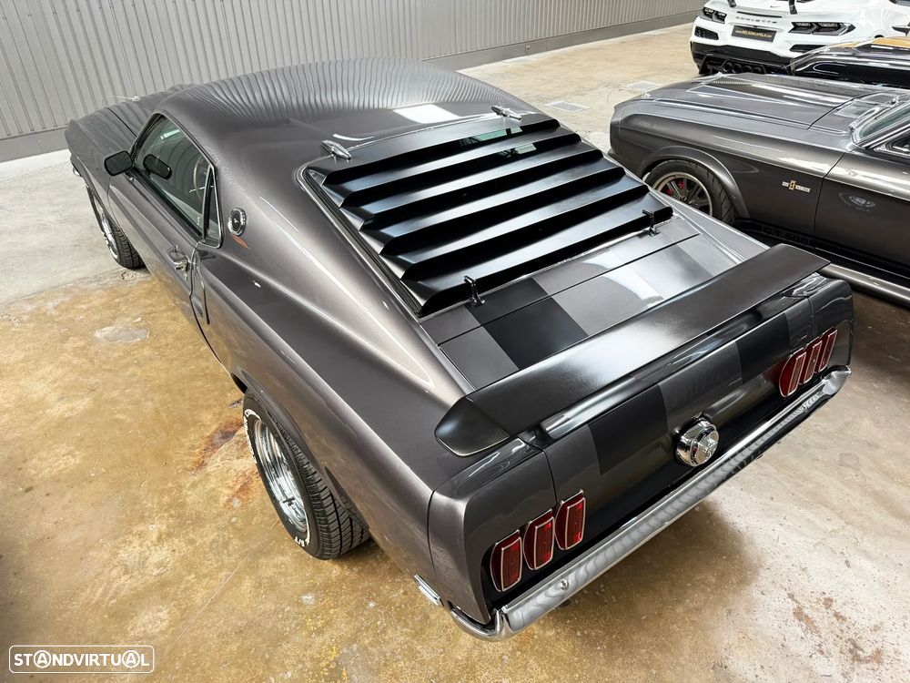 Ford Mustang - 19