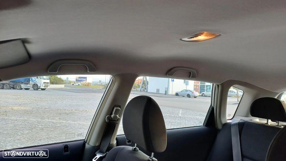 Honda Civic 1.4 LS - 21