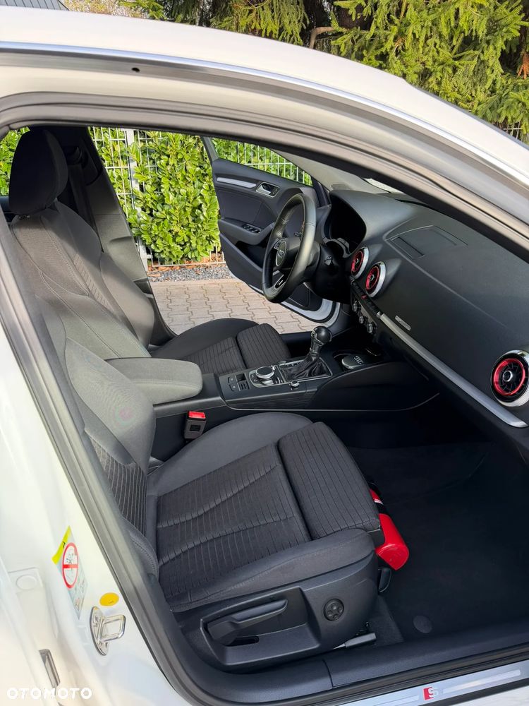 Audi A3 Sportback 1.5 TFSI Sport S tronic - 18