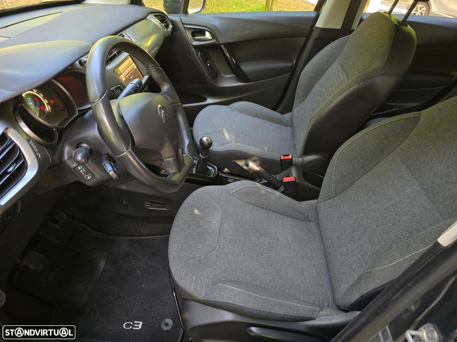 Citroën C3 1.2 PureTech Collection - 21