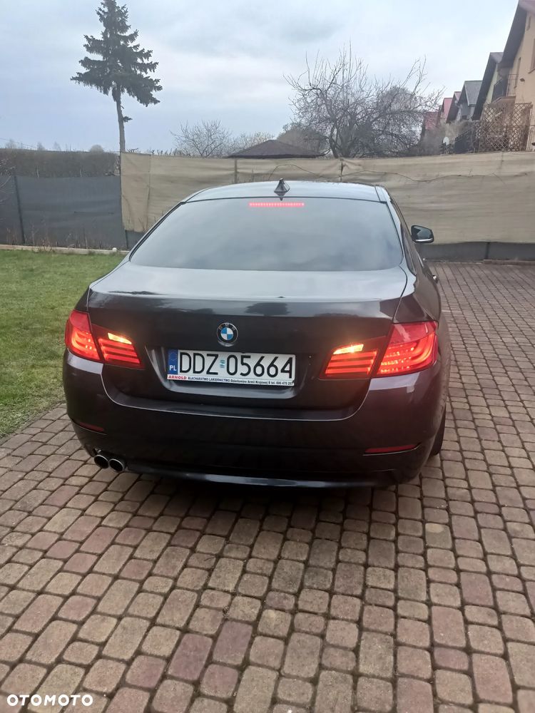 BMW Seria 5 520d xDrive Luxury Line - 2