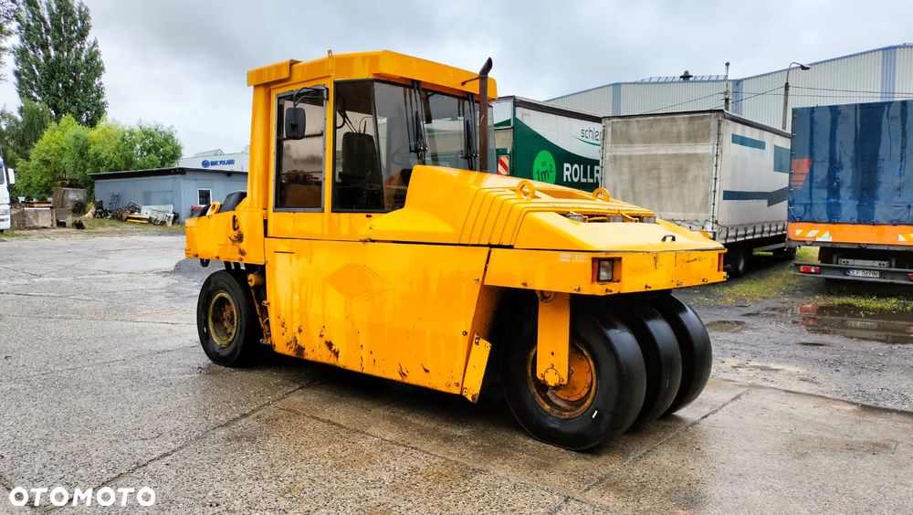 Caterpillar PS-300B / walec guma / 21000 kg - 2