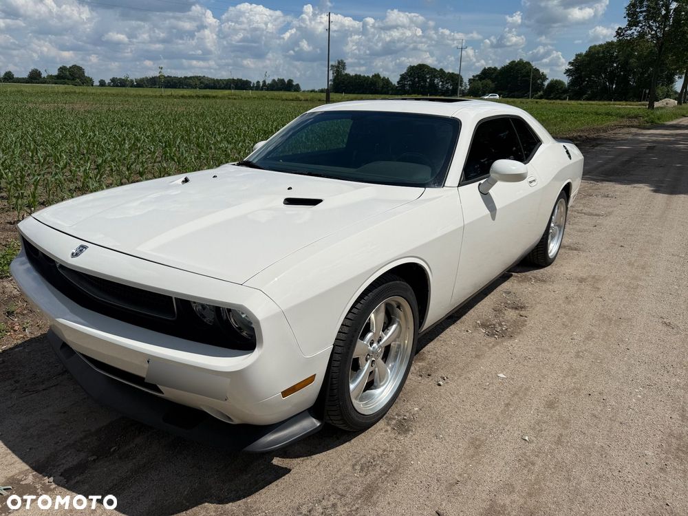 Dodge Challenger - 3