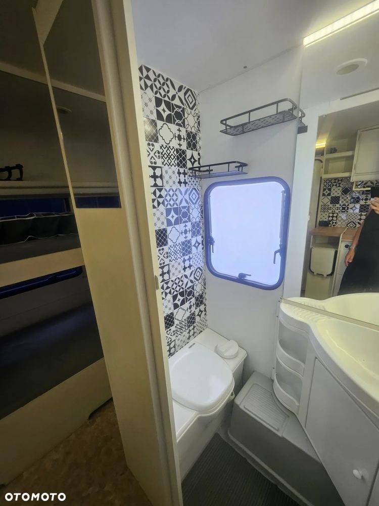 Adria 430DK - 15