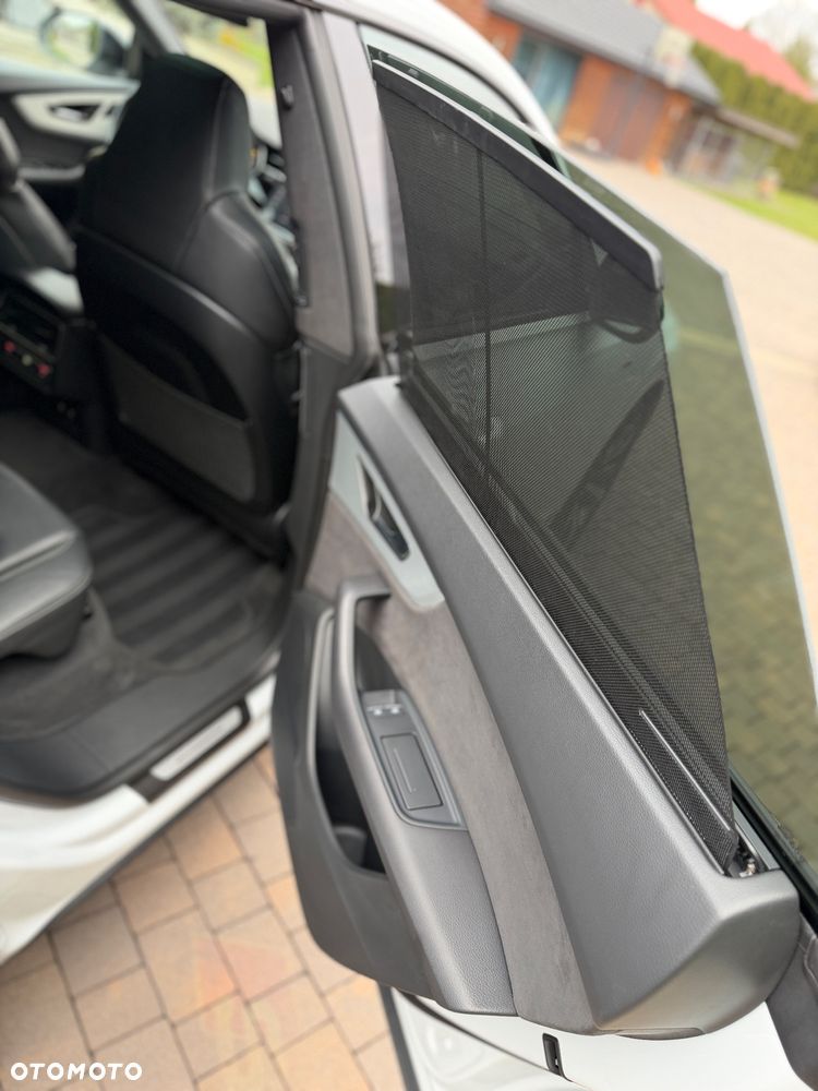 Audi Q8 55 TFSIe quattro tiptronic competition plus - 11