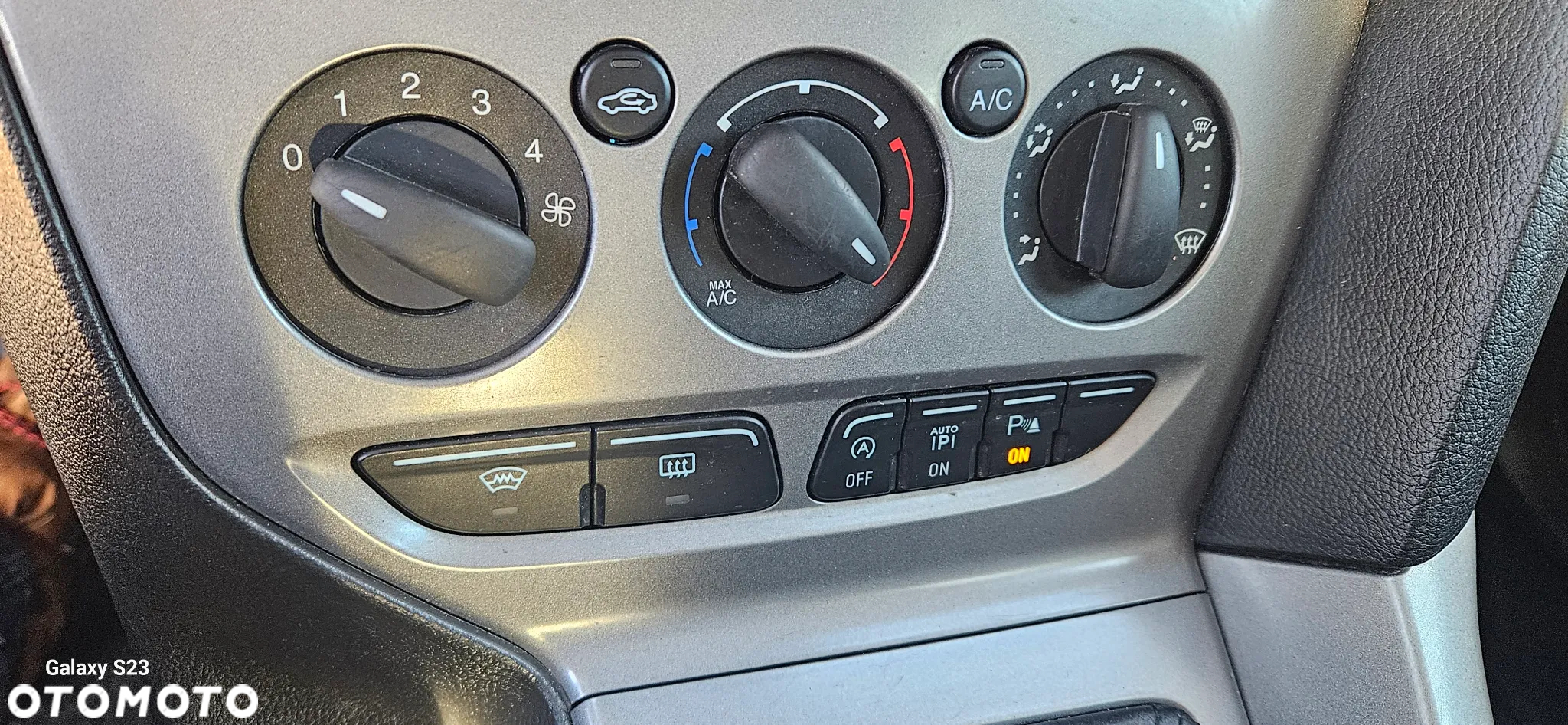 Ford Focus 1.0 EcoBoost 99g Start-Stopp-System SYNC Edition - 14