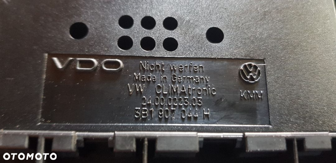 VOLKSWAGEN PASSAT B5 LIFT PANEL NAWIEWU KLIMATRONIK 3B1907044H - 3