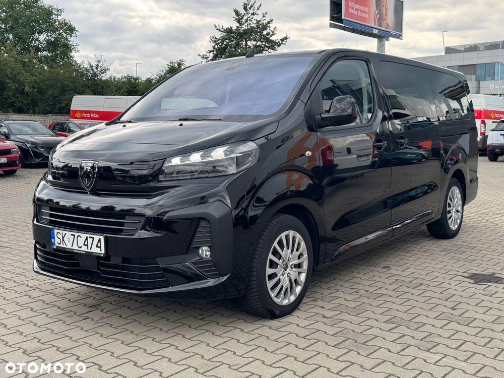Peugeot Traveller - 1