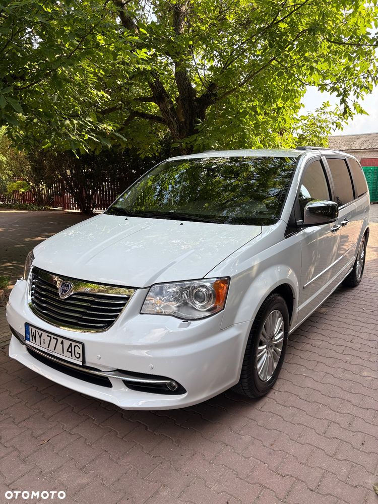Lancia Voyager 3.6 Platinum - 1