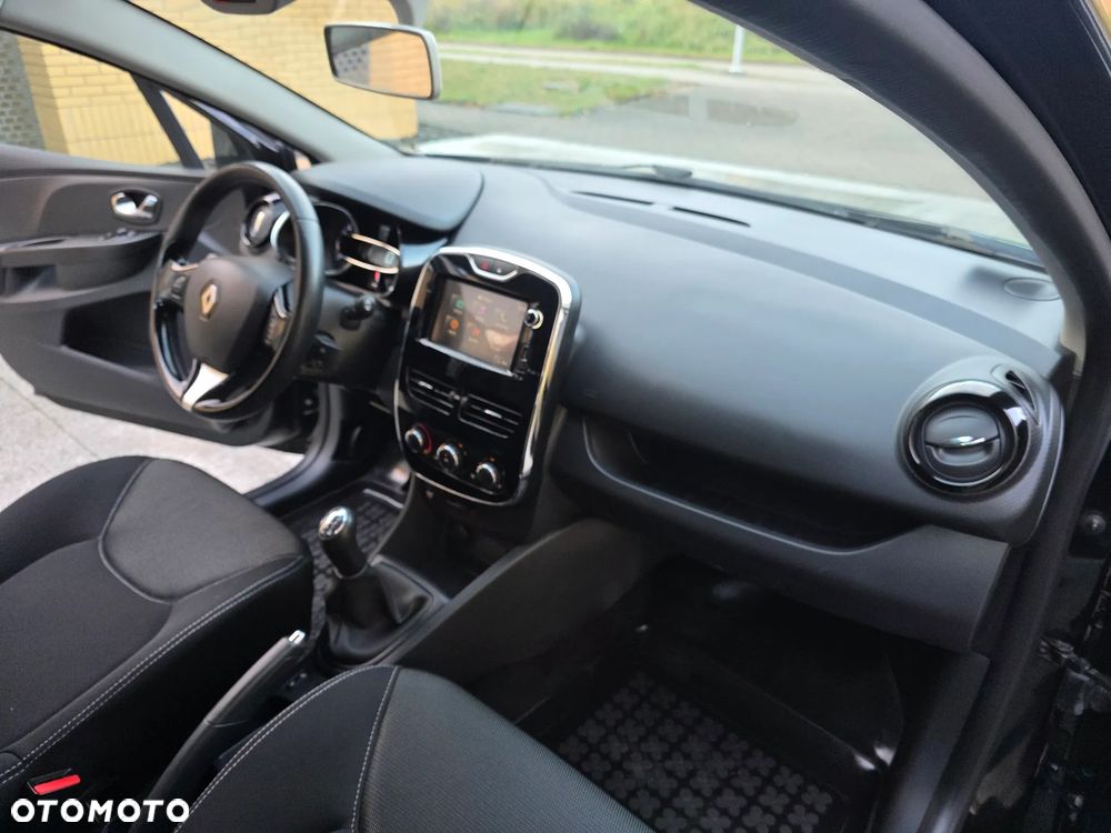 Renault Clio 1.2 16V Zen - 12