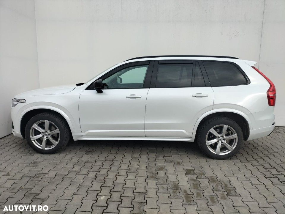 Volvo XC 90 D5 AWD Geartronic RDesign - 4