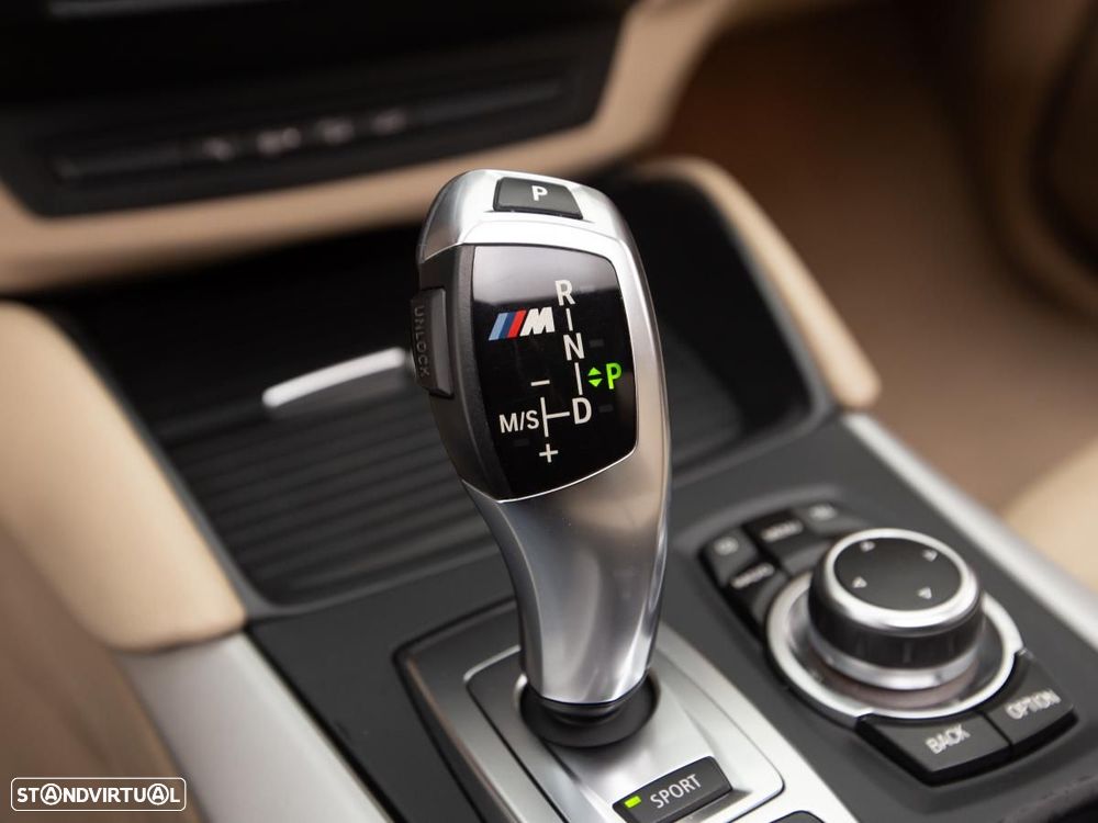 BMW X6 - 25
