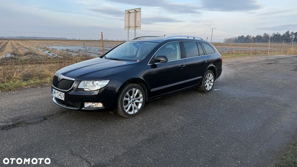 Skoda Superb 2.0 TDI Exclusive - 2