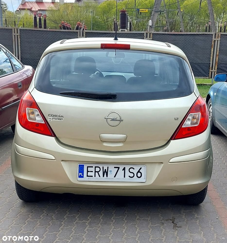 Opel Corsa - 2