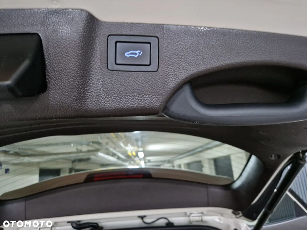 Hyundai Santa Fe 2.0 CRDi Executive 4WD 7os - 33