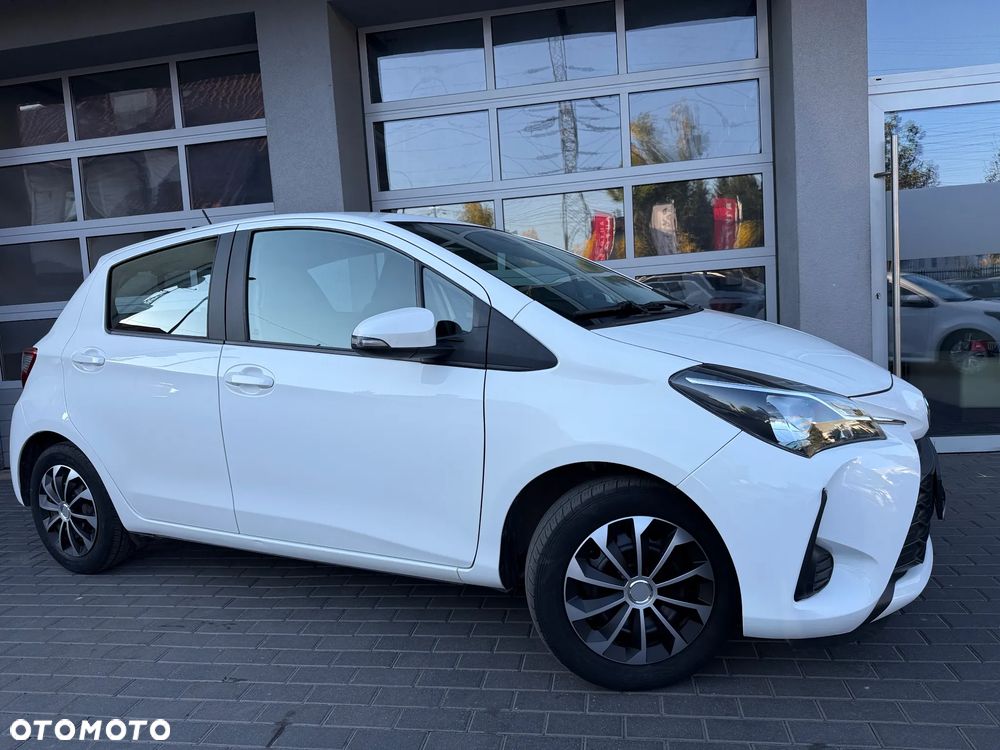 Toyota Yaris 1.5 Active - 17