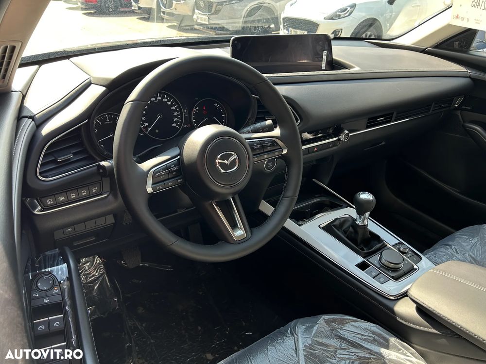 MAZDA CX-30 2025 — imagine 8