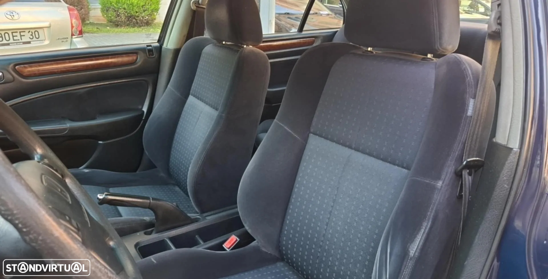 Honda Accord 1.8 LS - 10
