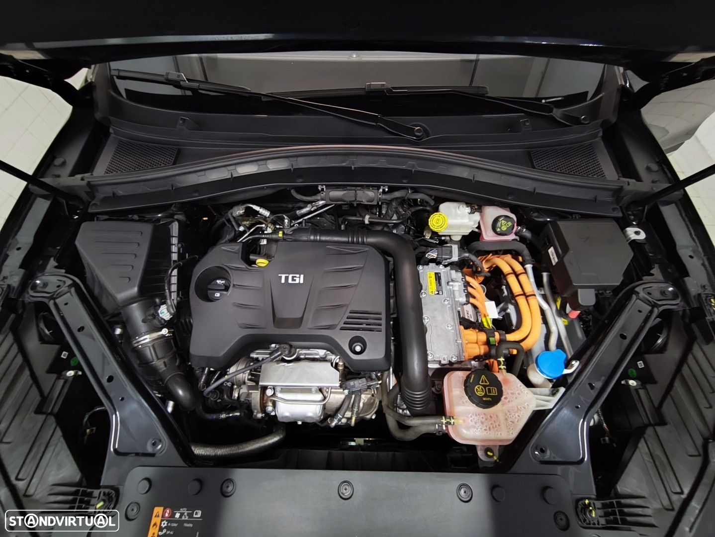 MG EHS 1.5 T-GDI Plug-in Hybrid Luxury - 38