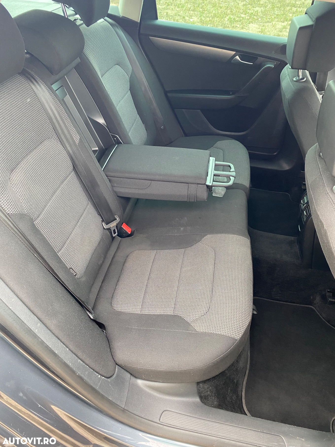 Volkswagen Passat Variant 1.6 TDI BlueMotion - 15