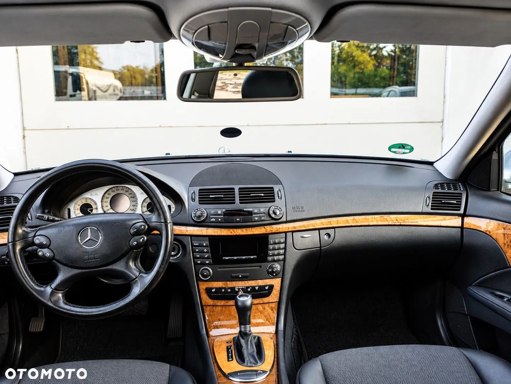 Mercedes-Benz Klasa E - 7