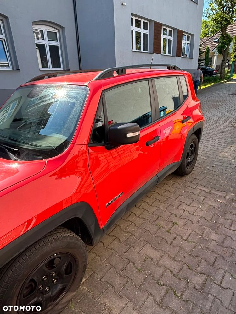 Jeep Renegade 1.6 E-TorQ Sport FWD - 6